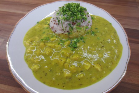 TOFU V "BEŠAMELOVÉ OMÁČCE" Z HRAŠKY